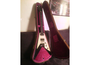 Gibson Flying V Faded - Worn Cherry (80625)
