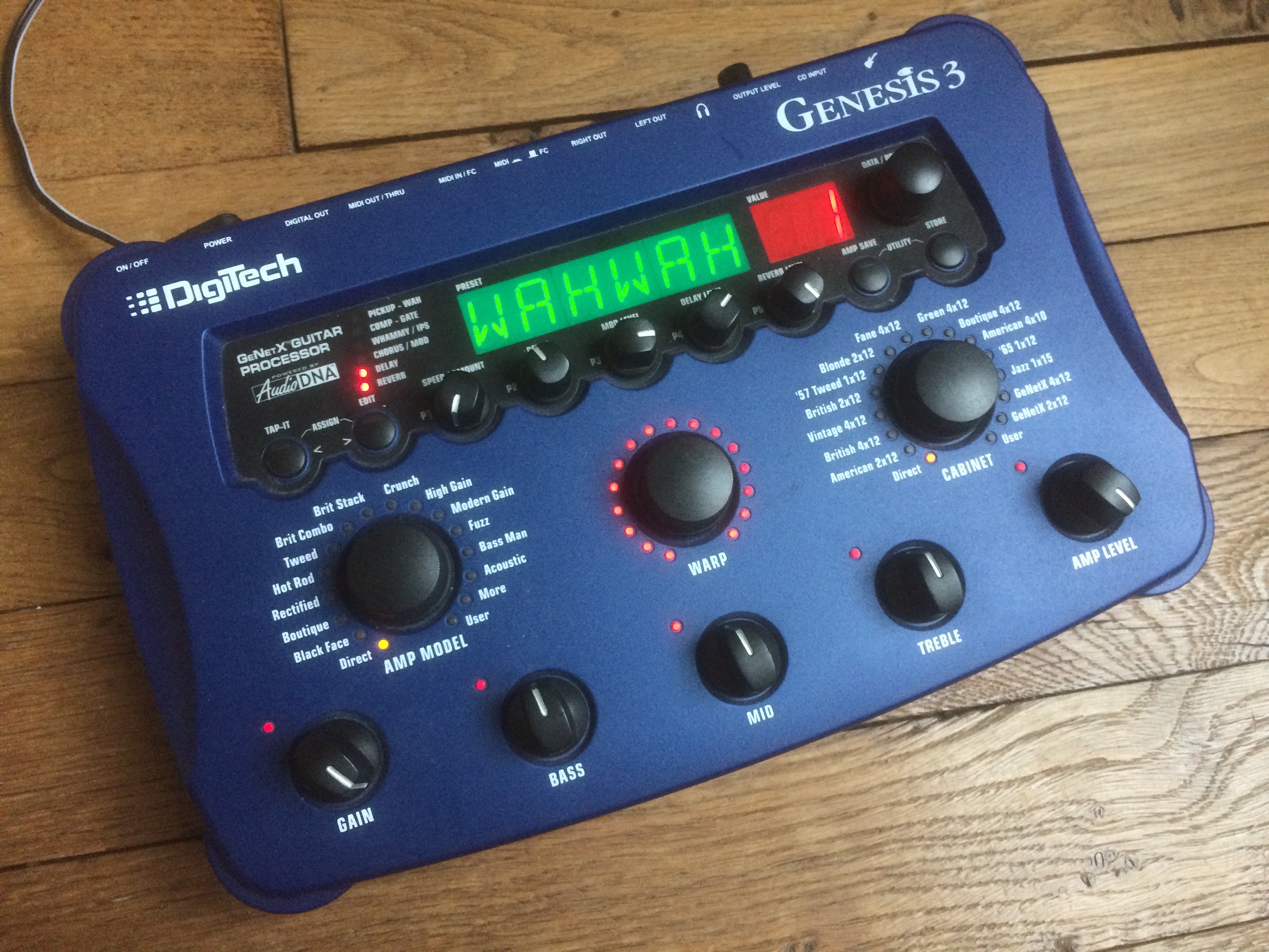 Pictures and images DigiTech Genesis 3 - Audiofanzine