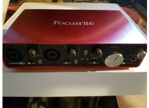 Focusrite Scarlett2 2i4 (64975)