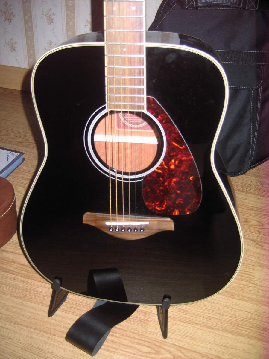 Yamaha FG720S