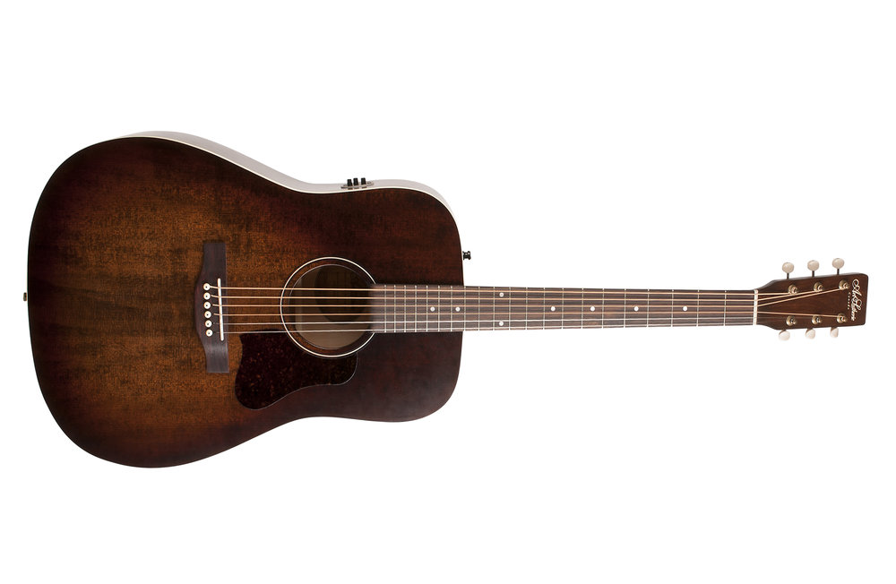 Art &amp; Lutherie Americana : 42425 Americana BourbonBurst Q1T angled