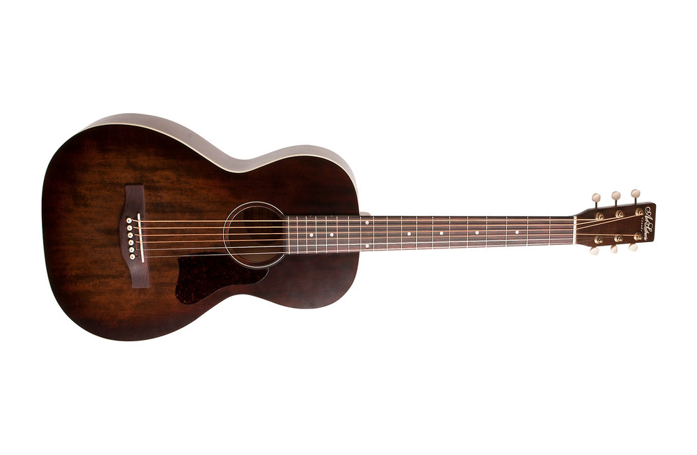 Art &amp; Lutherie Roadhouse : 42395 Roadhouse BourbonBurst EA angled