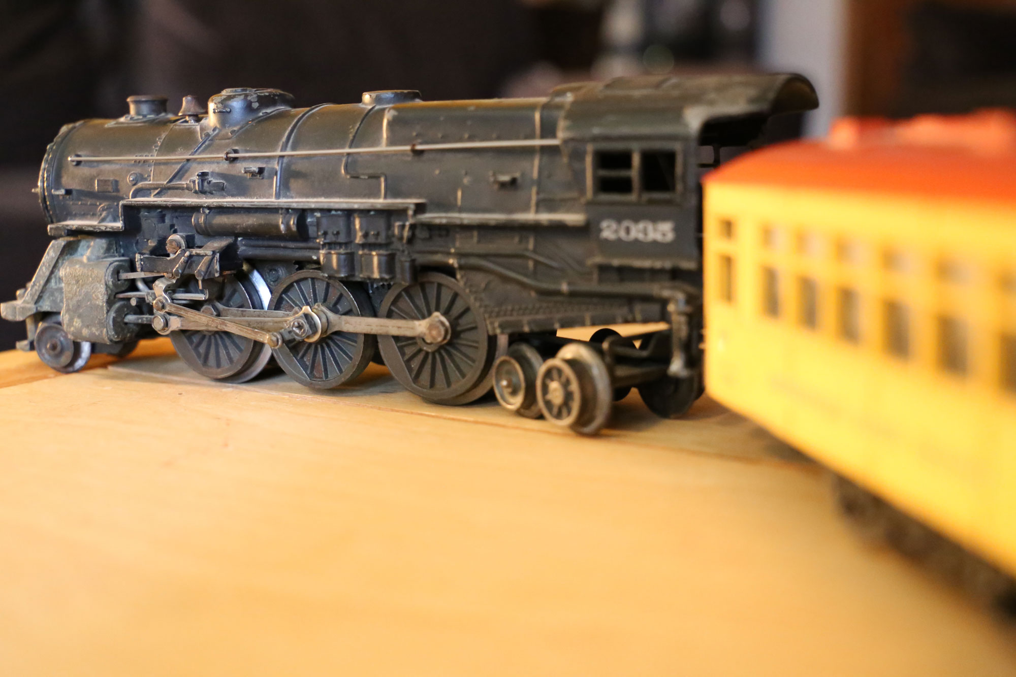 NI KOMPLETE KINETIC TREATS Electric Train2