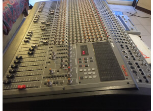 Tascam M-2524 (12765)