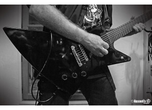 Gibson explorer 7-String