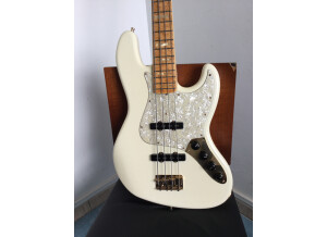 Fender Custom Shop '64 NOS Jazz Bass (50697)