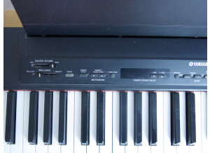 PianoP90 gauche