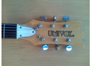 Univox7