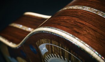 Martin & Co 2 Millionth Guitar : Capture d’écran 2016 12 20 à 14.34.18 Martin & Co 2 Millionth Guitar : Capture d’écran 2016 12 20 à 14.34.18