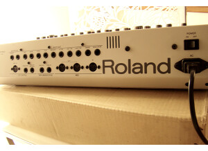 Roland TR-909 (13700)