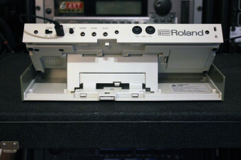 Roland TR-09 : back2