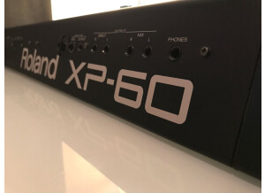 Roland XP 60 (47433)