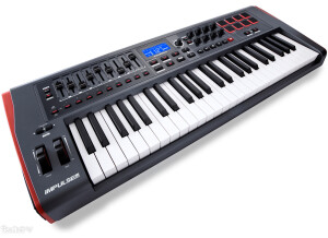 Novation impulse 49 435458