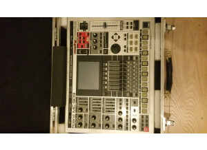 Roland MC-909 Sampling Groovebox (62178)