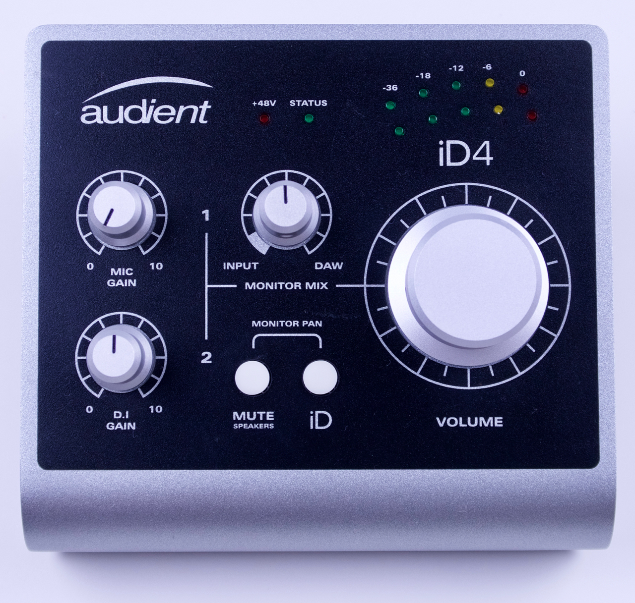 Audient iD4 : Audient iD4 2