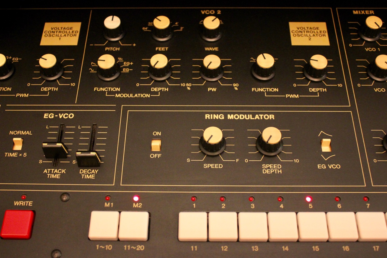 Yamaha CS40M : CS40M 9