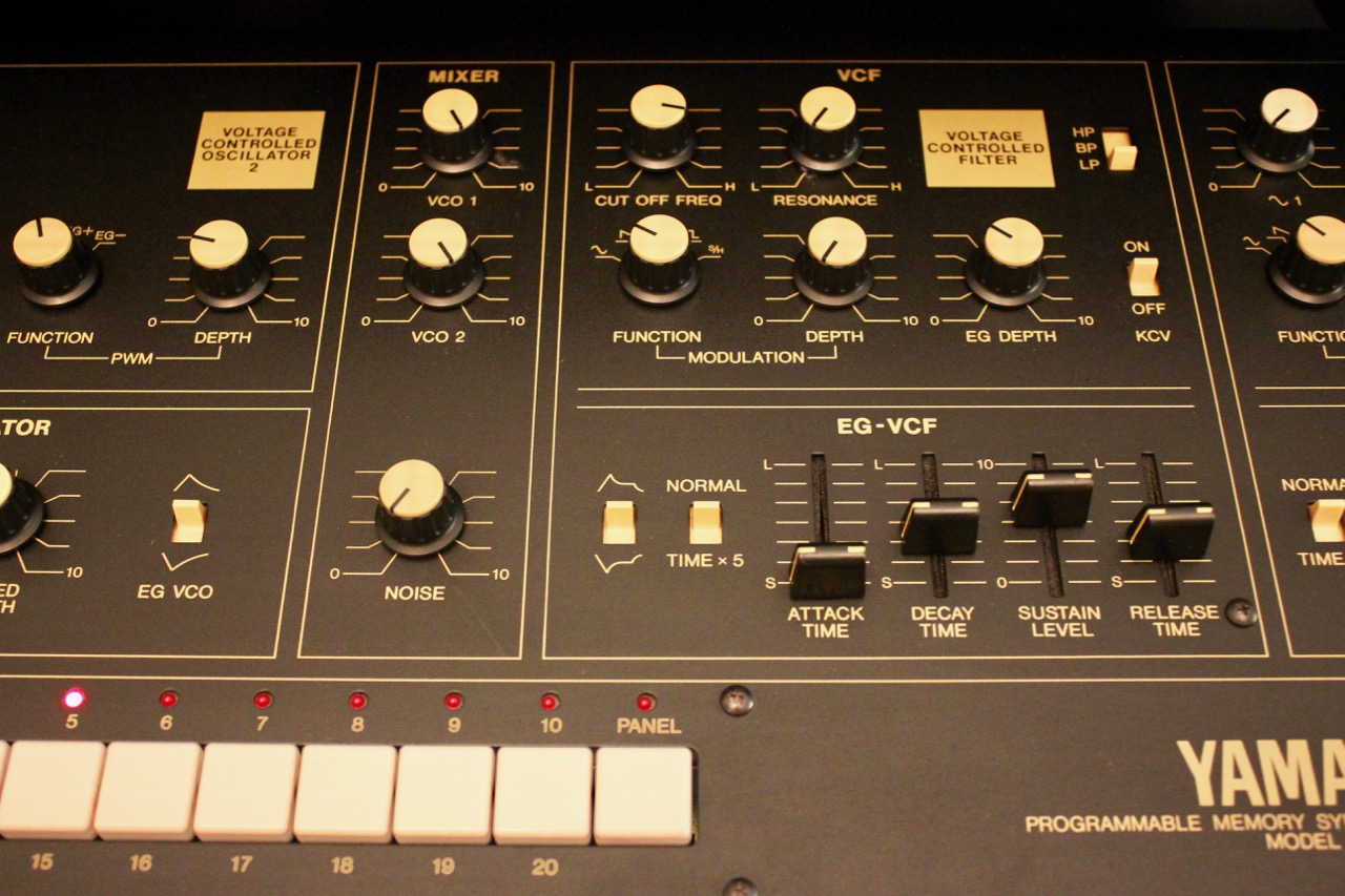 Yamaha CS40M : CS40M 10