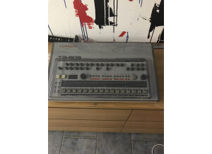 Roland TR-909 (50133)