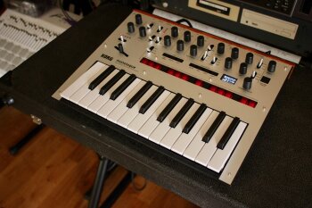 Korg Monologue : Monologue 5 Korg Monologue : Monologue 5