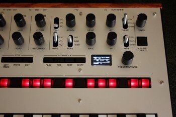 Korg Monologue : Monologue 7 Korg Monologue : Monologue 7