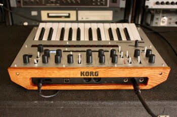 Korg Monologue : Monologue 12 Korg Monologue : Monologue 12