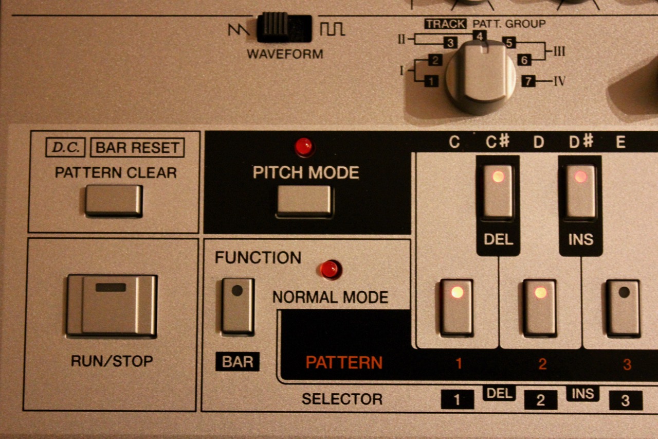 Roland TB-03 : TB 03 9