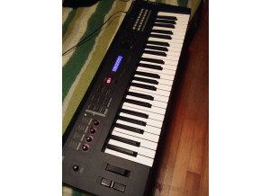 Yamaha MX49 (14438)