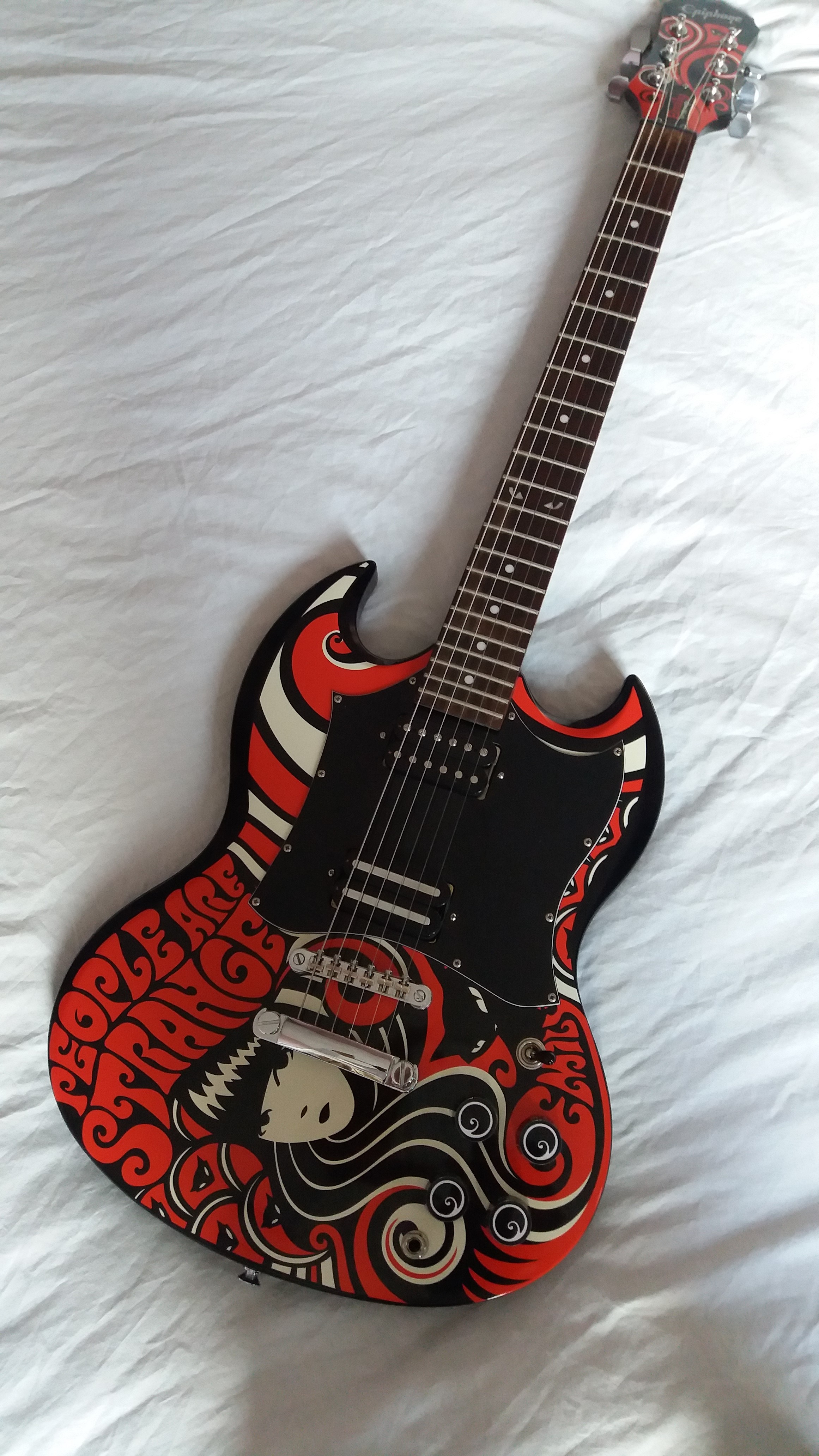 Epiphone Emily the Strange G-310