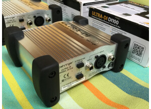 Behringer Ultra-DI DI100 (8225)