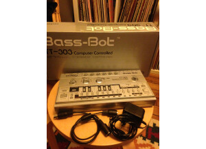 Cyclone Analogic Bass Bot TT-303 (3007)