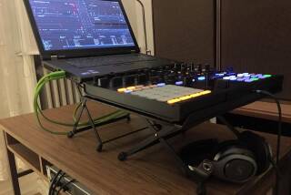 Magma Laptop-stand Riser