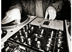 ECLER HAK380 EN LIVE