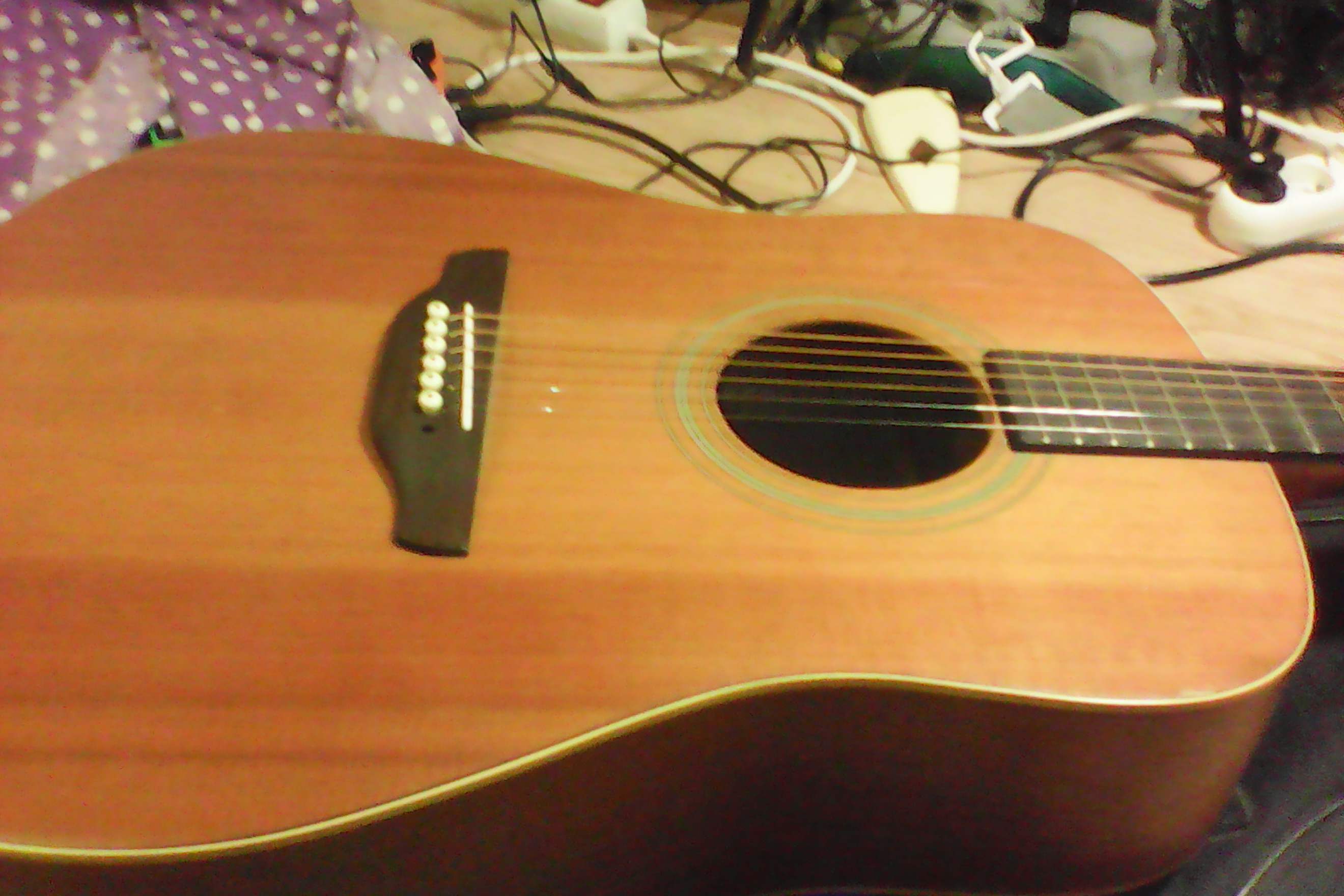 Takamine G330