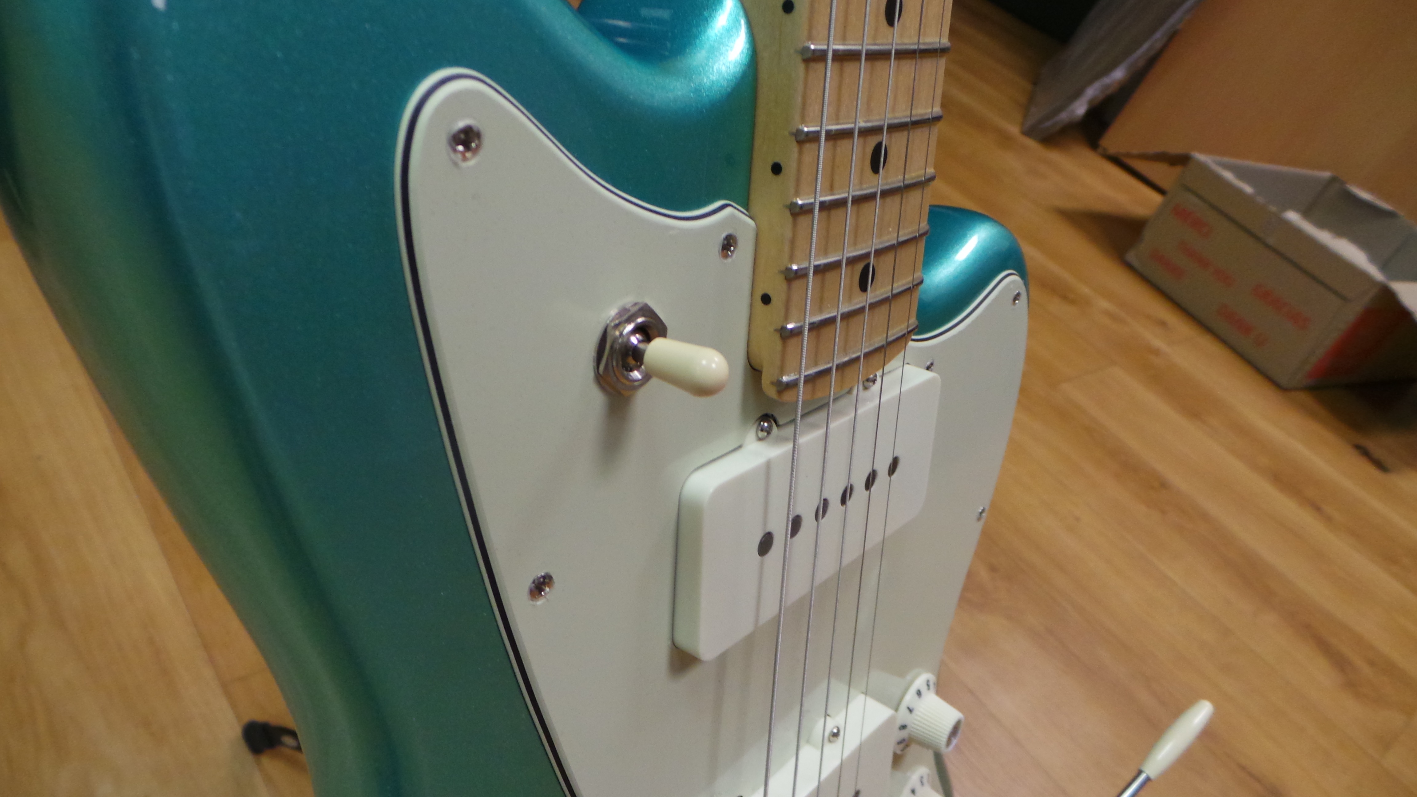 Fender American Professional Jazzmaster : 13