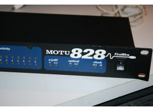 MOTU 828 (22544)