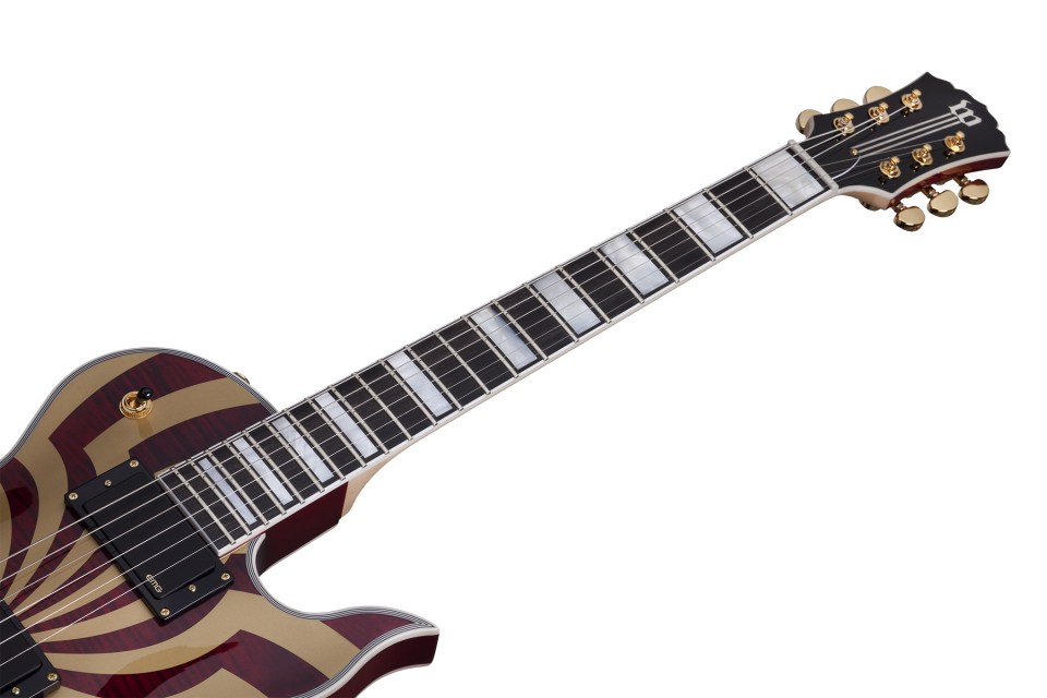 odin grail crimson gold buzzsaw neck full highres