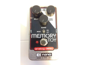 Electro-Harmonix Memory Toy (900)