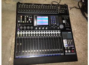 Tascam DM-24 (99214)