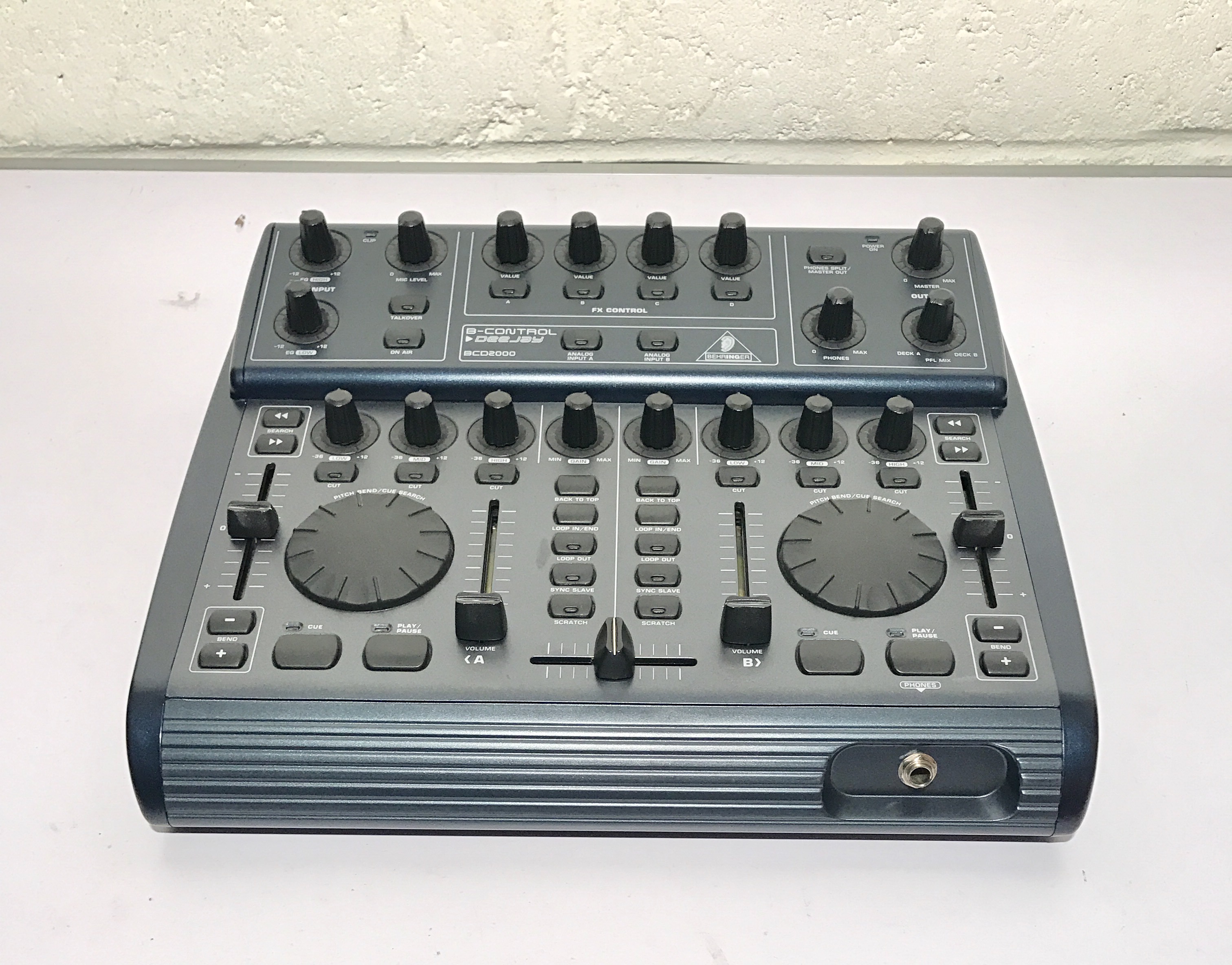 B-Control Deejay BCD2000 - Behringer B-Control Deejay BCD2000