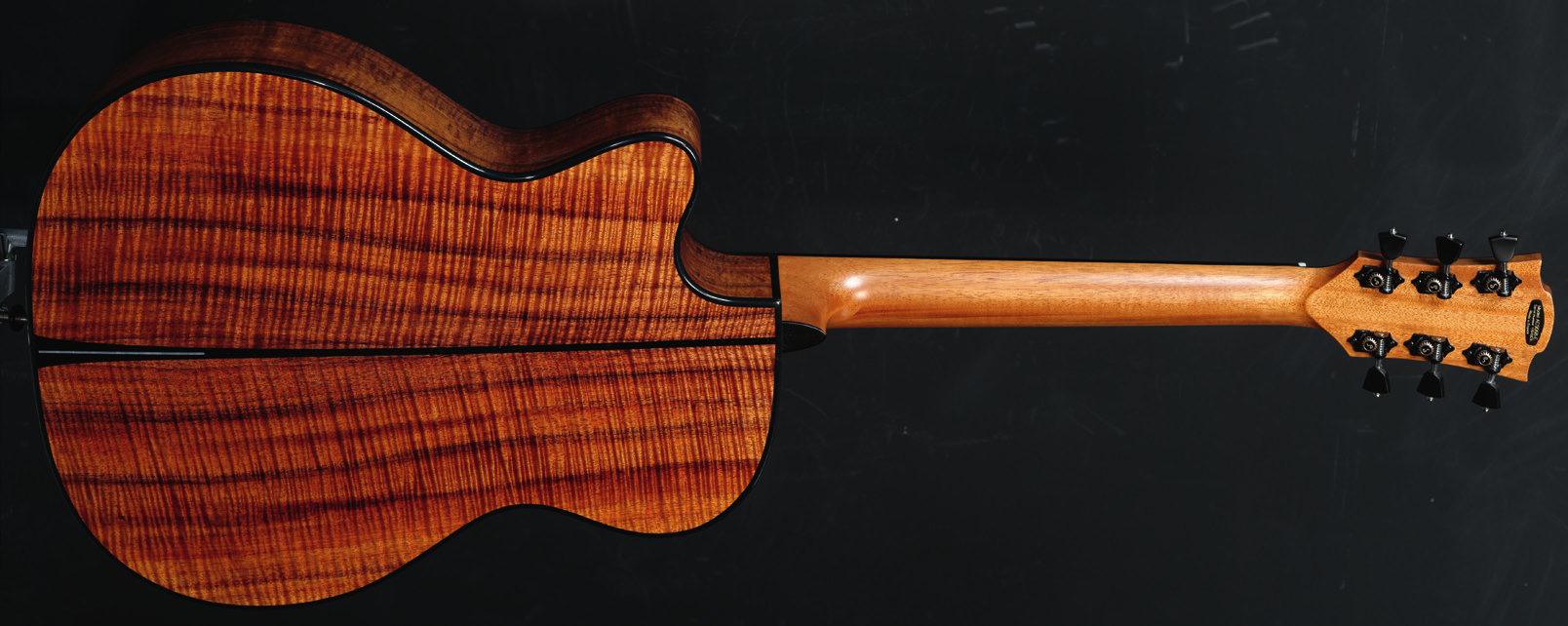 L&acirc;g&amp;Dupont GLD AC9068-E : A5 LAG ET DUPONT fr 2017 018