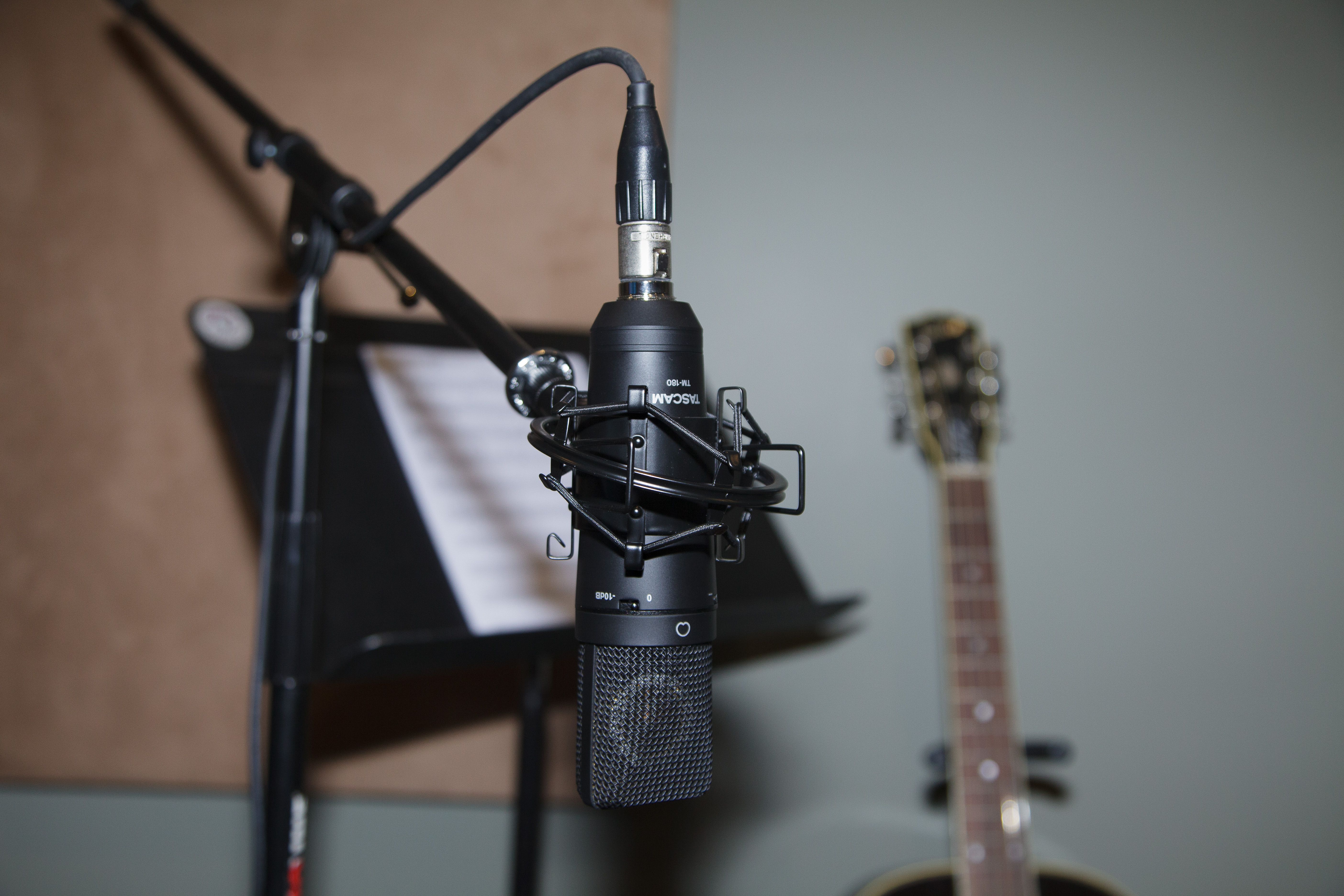 Tascam TM-180 : TAS TM180