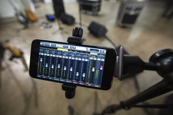 UI24R Sound Check 4 original UI24R Sound Check 4 original