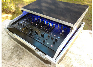 Pioneer DJM 5000 table de mixage DJ + Flight Case XLR JACK déco LED (1)