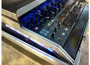 Pioneer DJM 5000 table de mixage DJ + Flight Case XLR JACK déco LED (3)