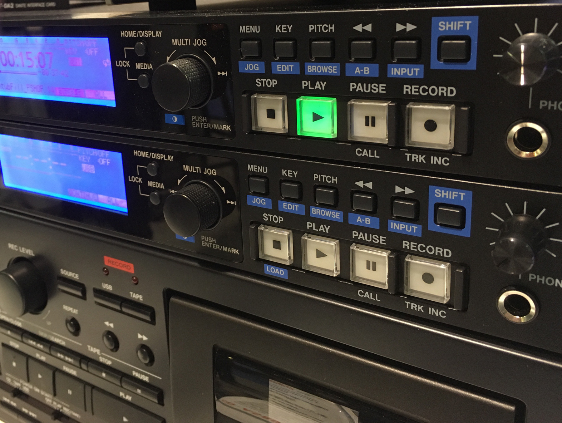 Tascam SS-CDR250N : CD A580 Close