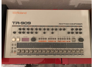 Roland TR-909 (6516)