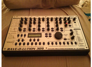 Quasimidi Rave-O-Lution 309 (56192)