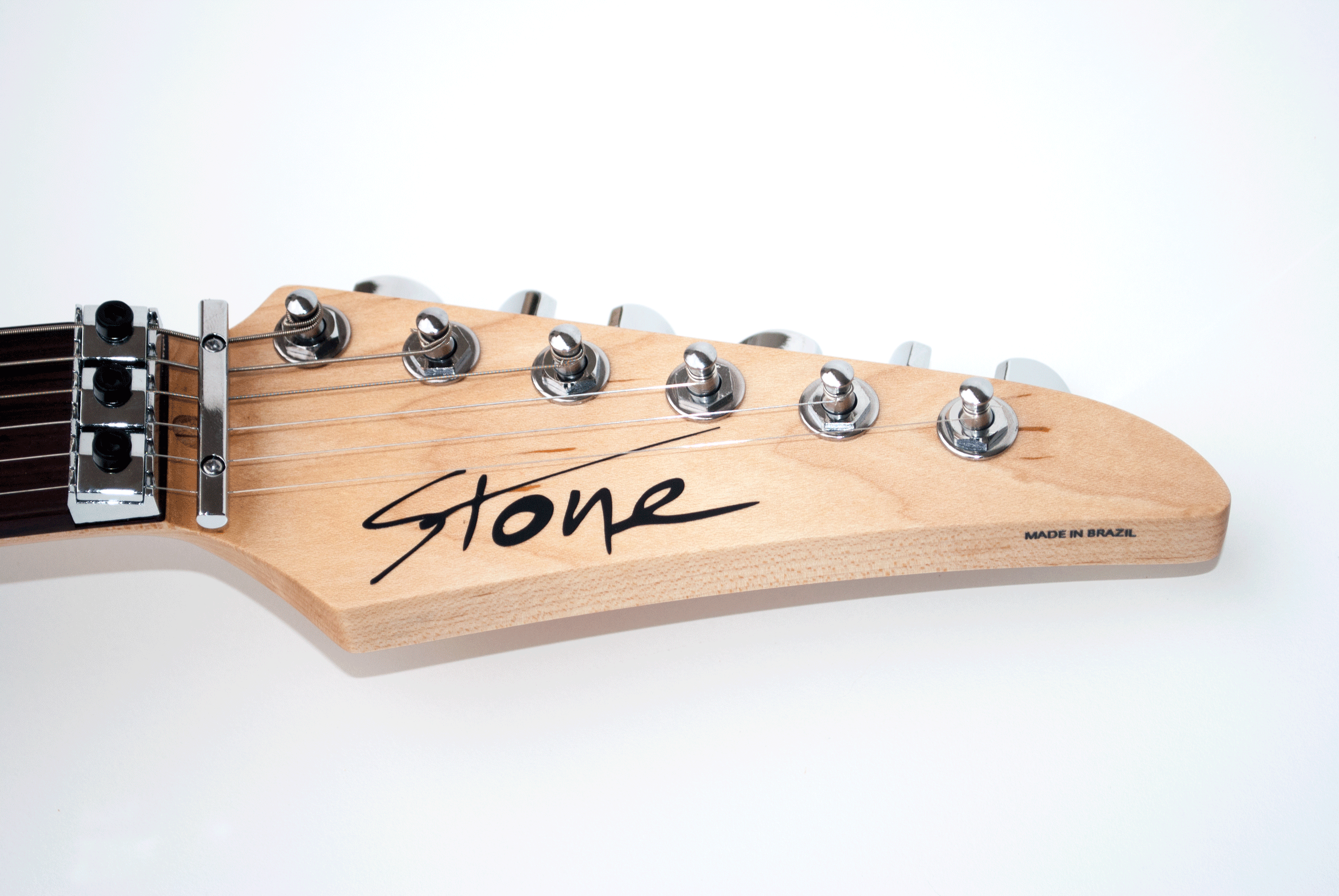 Stone Guitar Company California Pro 2017 : 7a10cb a38ff928a064421699354cc76aee3603 mv2 d 2500 1674 s 2