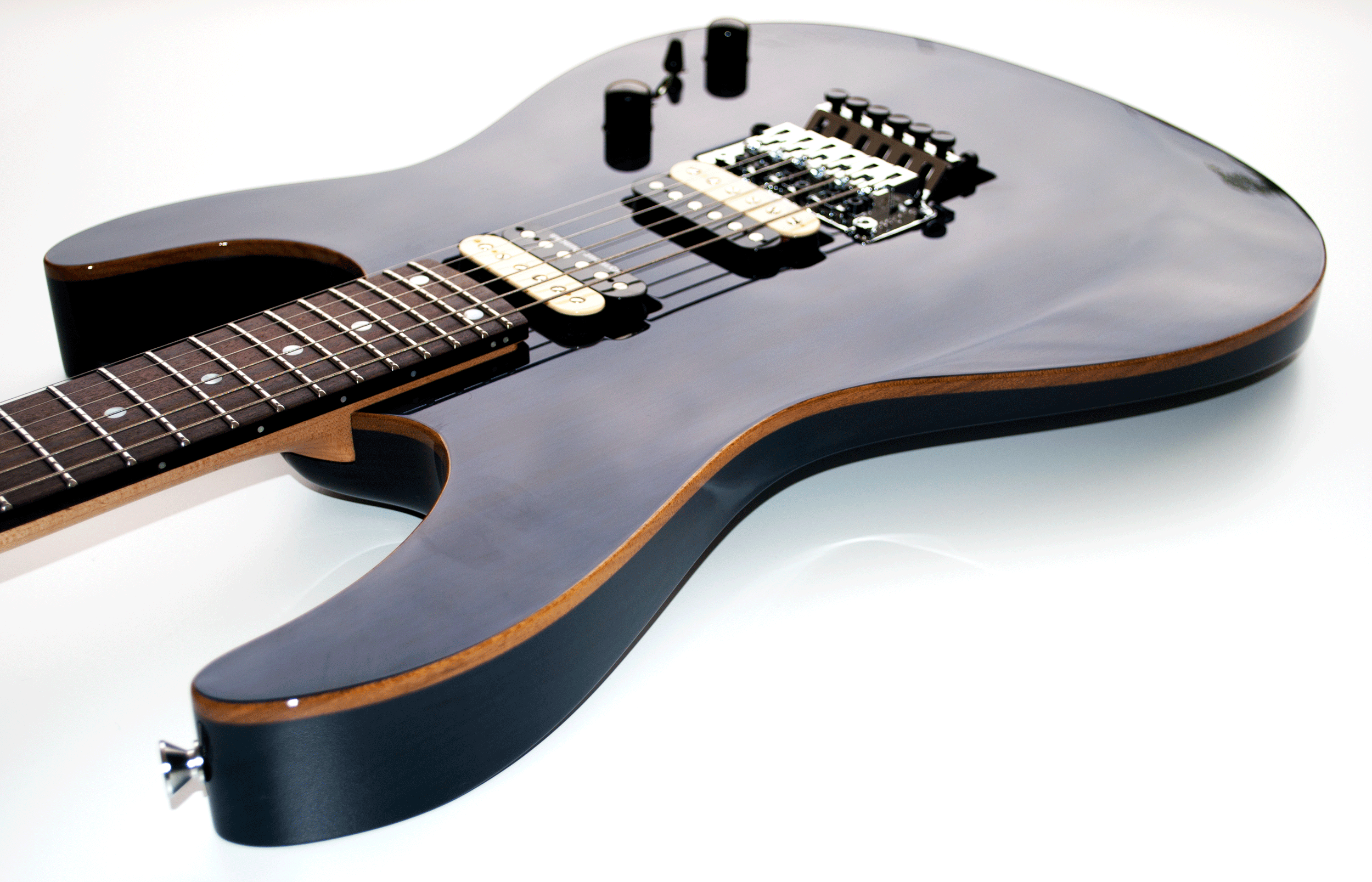 Stone Guitar Company California Pro 2017 : 7a10cb 588e1f673e7641d19656dfab8e52b26b mv2 d 2500 1608 s 2