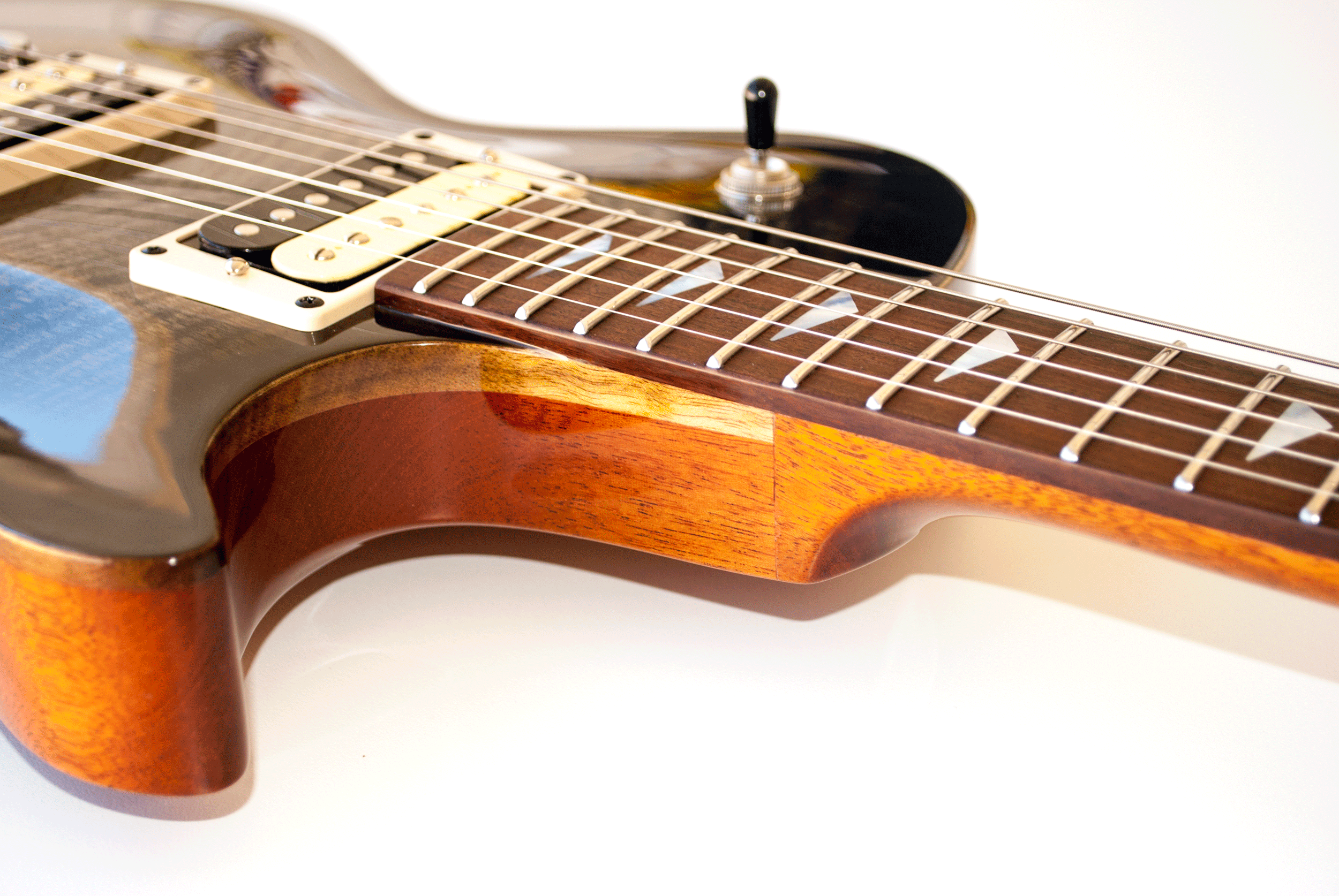 Stone Guitar Company Liberty Pro 2017 : 7a10cb e227f8518a844549af0b5e7fb72ba1e3 mv2 d 2500 1674 s 2